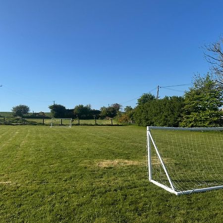 Trenewydd Farm Holiday Cottages Cardigan Zewnętrze zdjęcie