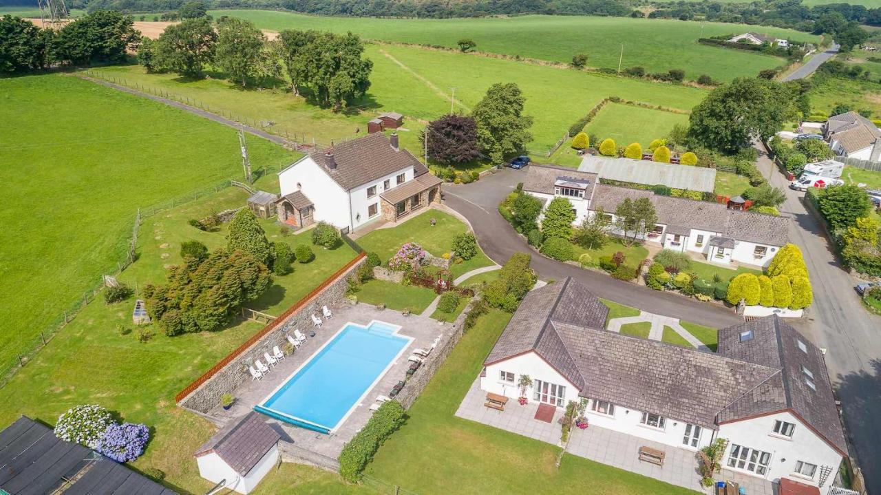 Trenewydd Farm Holiday Cottages Cardigan Zewnętrze zdjęcie