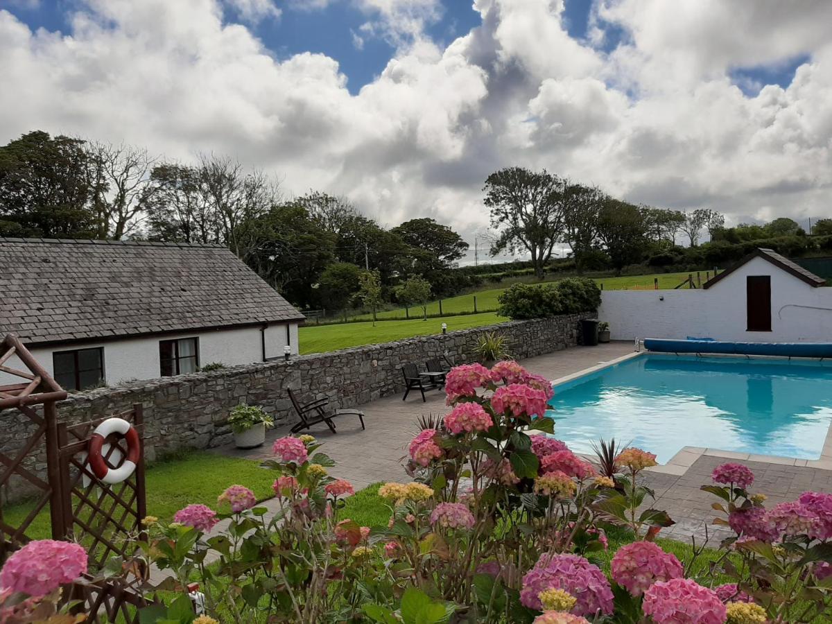 Trenewydd Farm Holiday Cottages Cardigan Zewnętrze zdjęcie