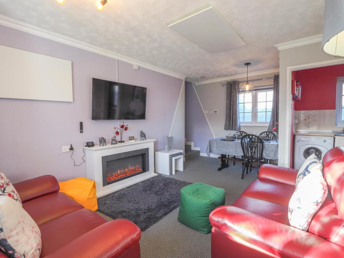 Trenewydd Farm Holiday Cottages Cardigan Zewnętrze zdjęcie