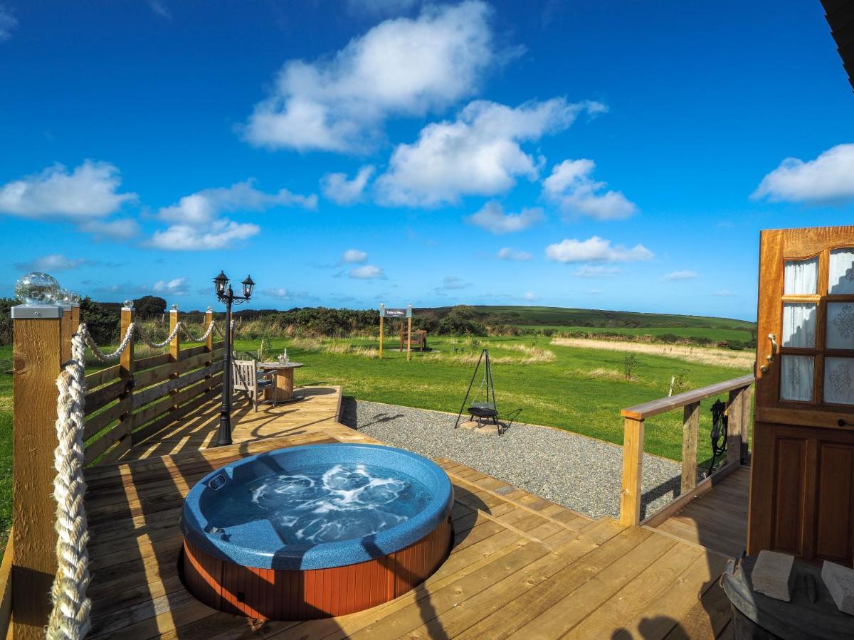 Trenewydd Farm Holiday Cottages Cardigan Zewnętrze zdjęcie