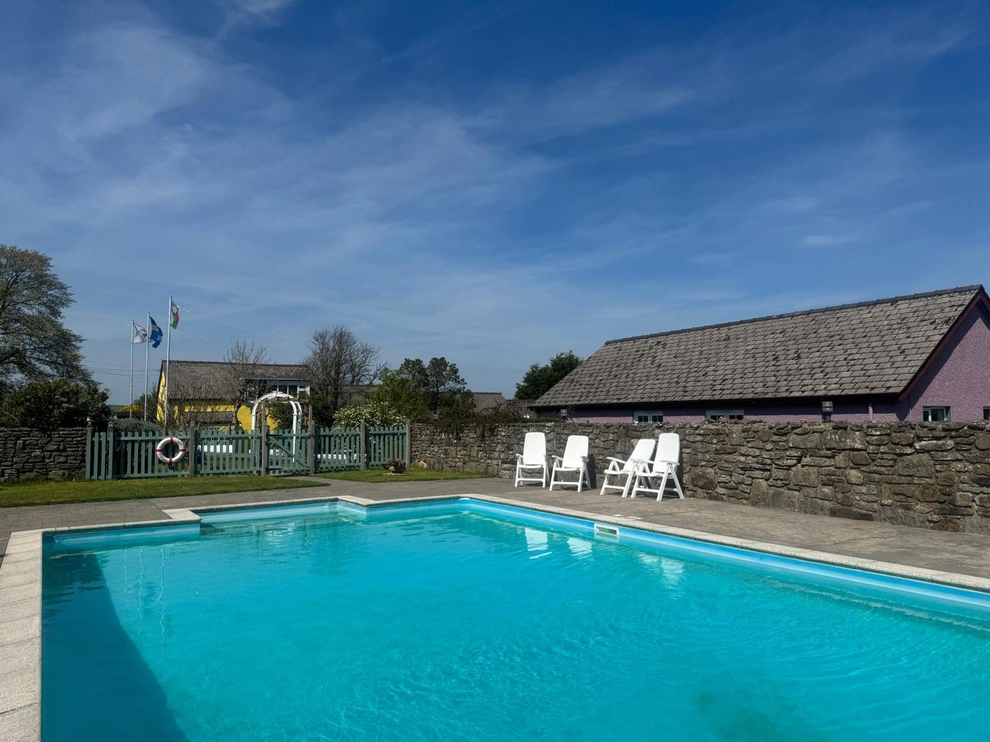 Trenewydd Farm Holiday Cottages Cardigan Zewnętrze zdjęcie